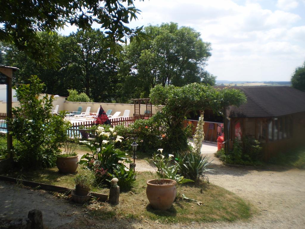 Camping Le Bois Jahan Brunelles Экстерьер фото