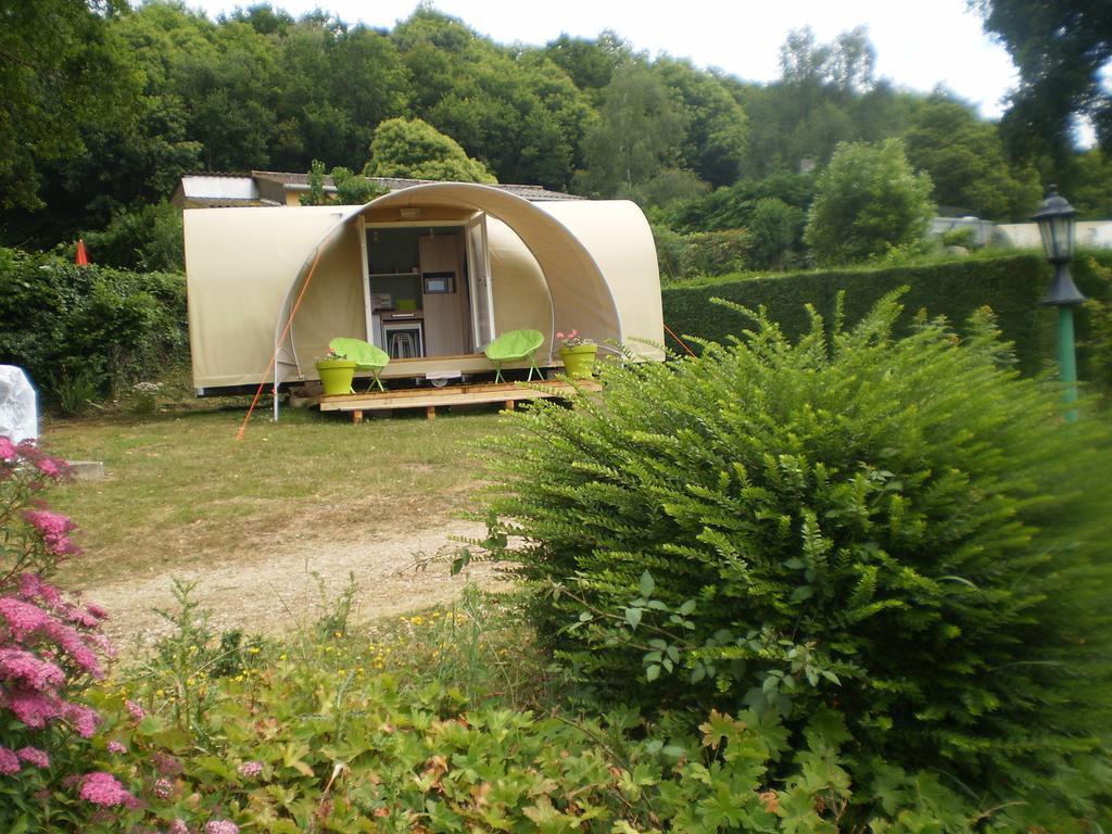 Camping Le Bois Jahan Brunelles Номер фото