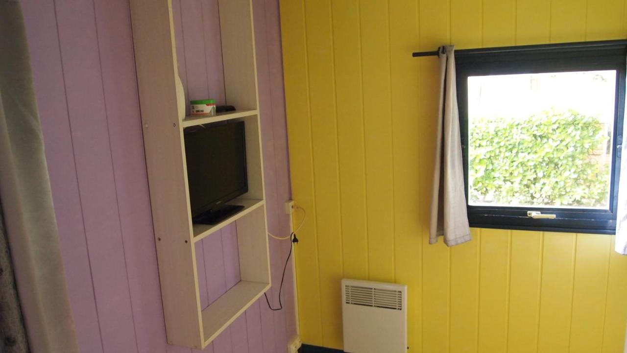 Camping Le Bois Jahan Brunelles Экстерьер фото